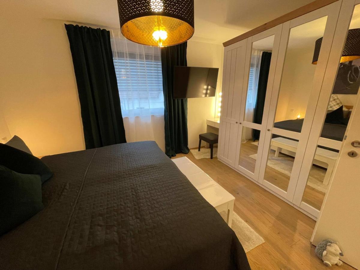 Ferienwohnung Outletcity Metzingen  Zewnętrze zdjęcie